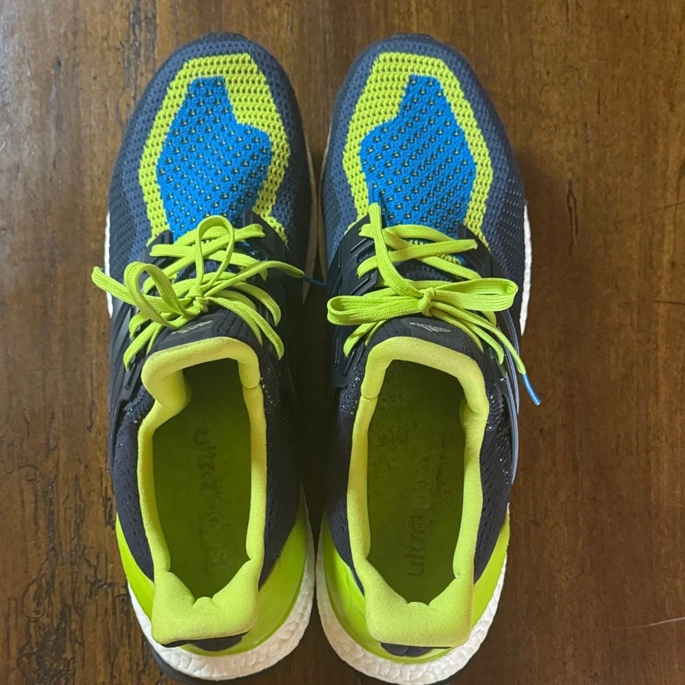 adidas vibrant sneakers